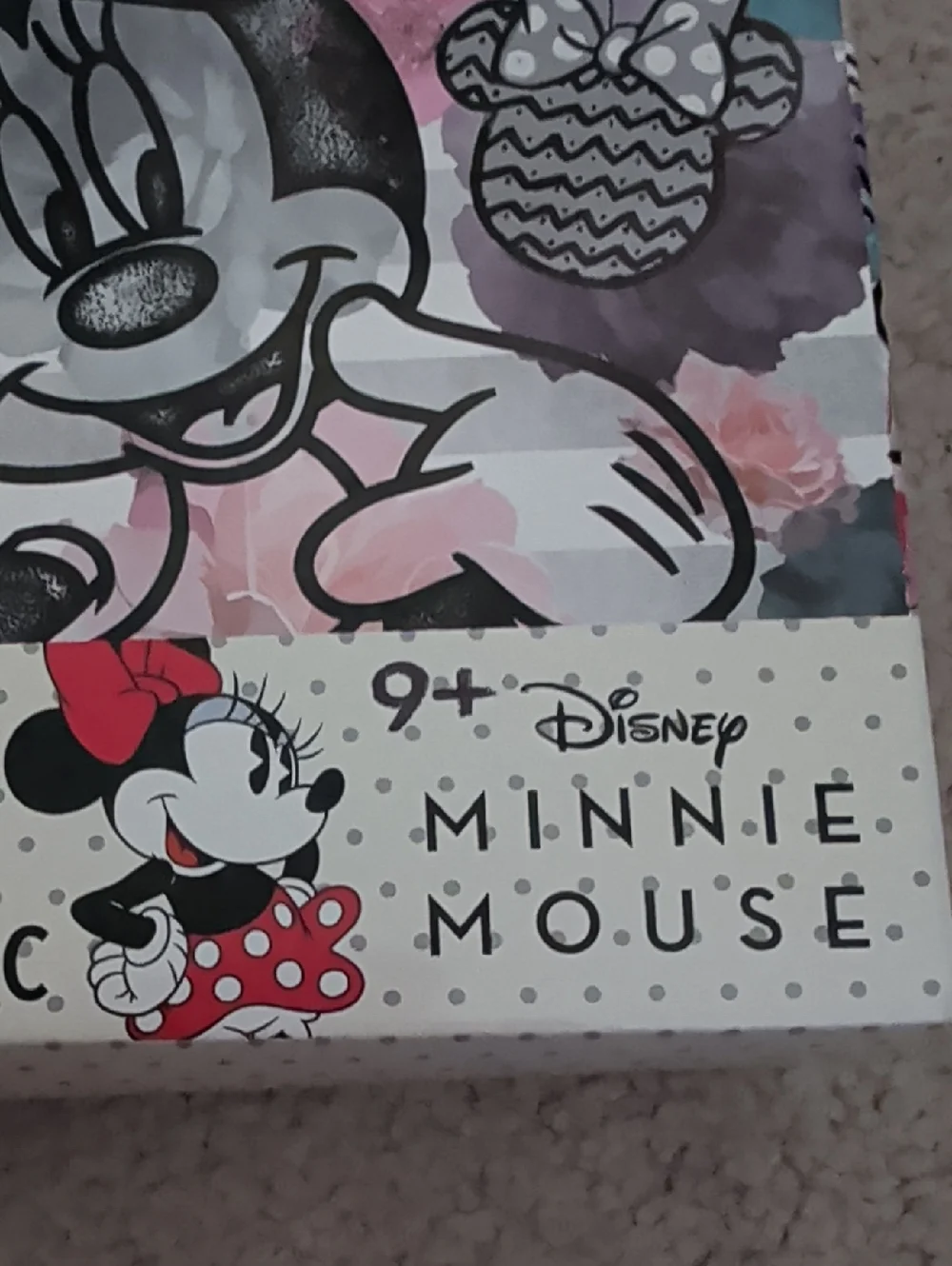 Minnie Mouse Puzzle - Picture 2 of 5